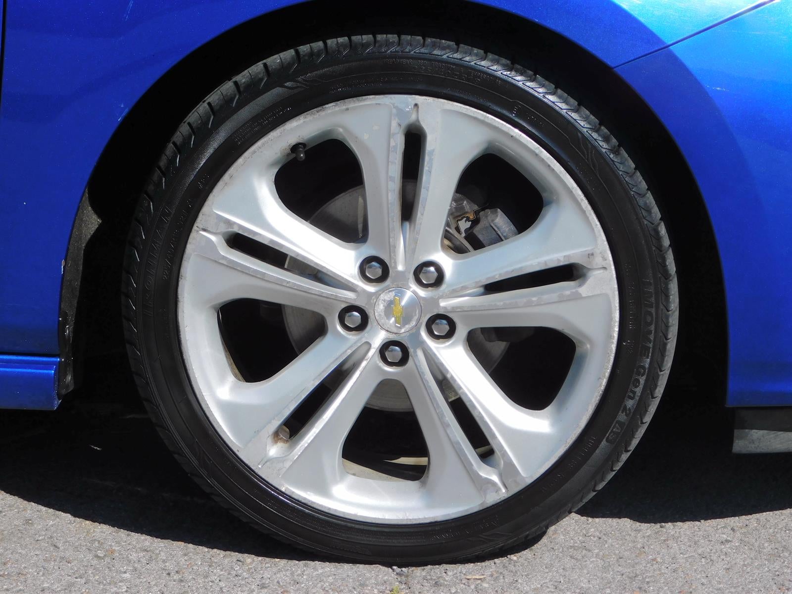 2016 Chevrolet Cruze — interior view